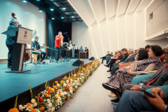 Krishna Bhakta Welcomes India’s Foreign Minister with Songs of “Gita Govinda”