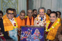 Errol Musk Visits ISKCON Delhi, Praises Warmth of Hare Krishna Movement