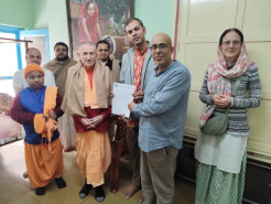 BRC Digitizes and Restores Srīla Prabhupada’s Personal Library