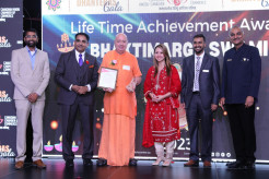 Bhaktimarga Swami Given Lifetime Achievement Award by Canadian Hindu Chamber of Commerce