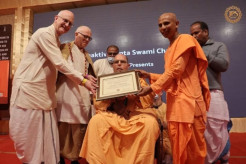 Jayapataka Swami Becomes First to Receive Bhakti Sarvabhauma Degree