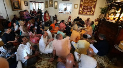 Pioneering Devotees Open a Retreat Center in Western Texas as a Spiritual Oasis