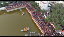 Thousands Join First-Ever Sri Sri Radha Banke Bihari Boat Festival