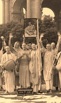 How I Became a Devotee – Jayananda, The Perfect Leader
