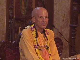 Surrender by HH Kavicandra Swami