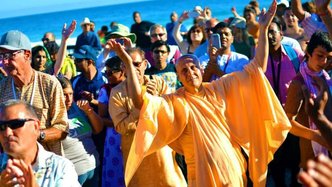Laguna Beach Mantra Fest To Give Public An Interactive Spiritual Experience